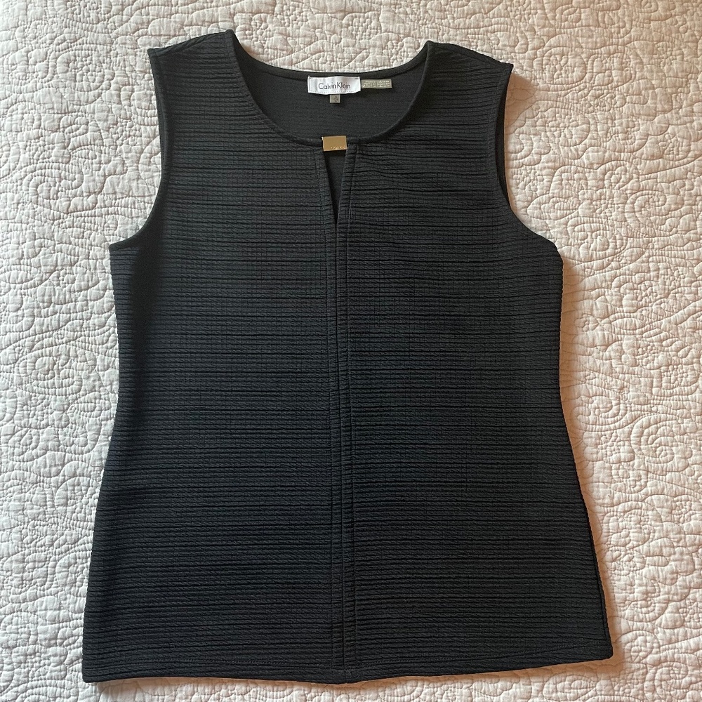 Calvin Klein Women's Black Textured Sleeveless Blouse